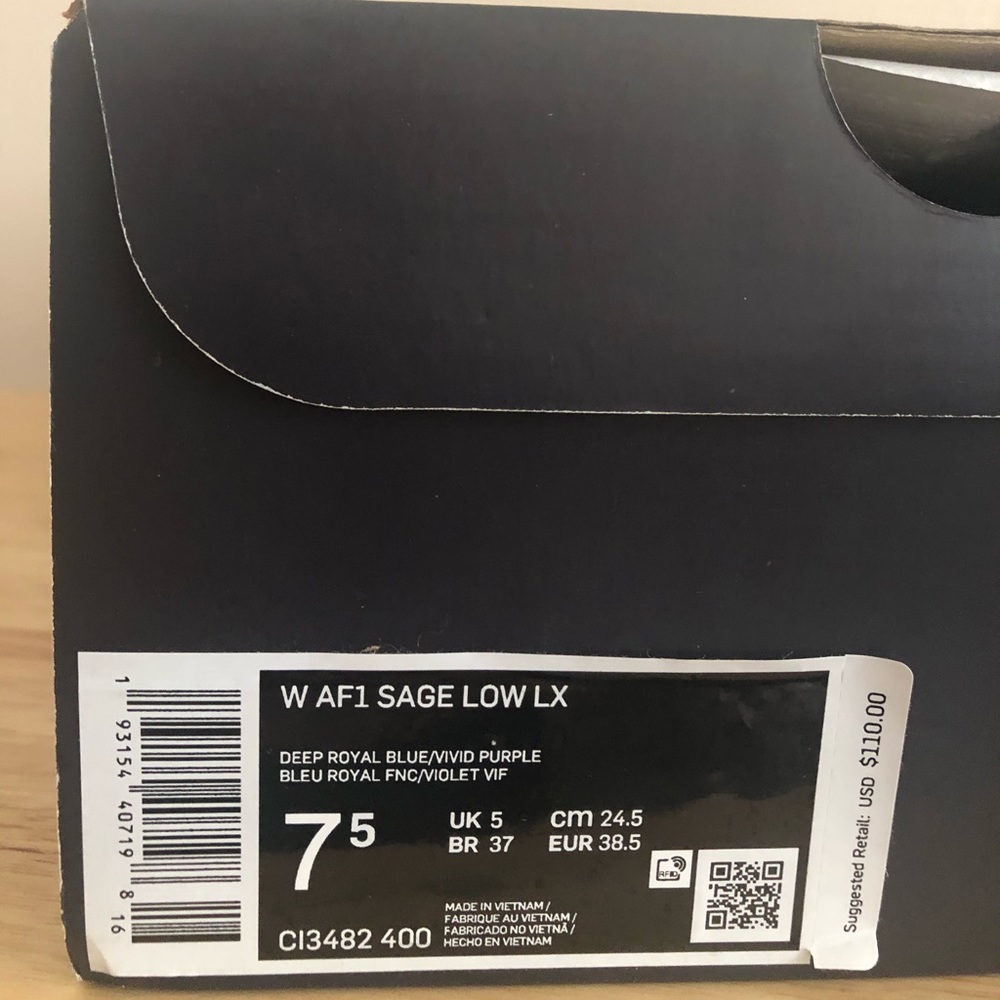 💙💖NIKE AIR FORCE 1 SNEAKERS - Picture 9 of 9